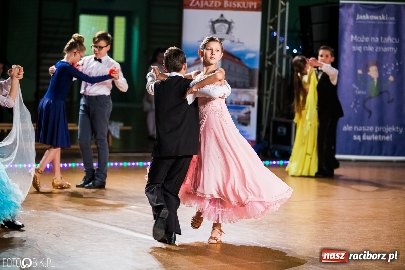 Zdjęcie w galerii na portalu naszraciborz.pl: Dziecięca Rewia Tańca w Arenie Rafako wiadomości z regionu