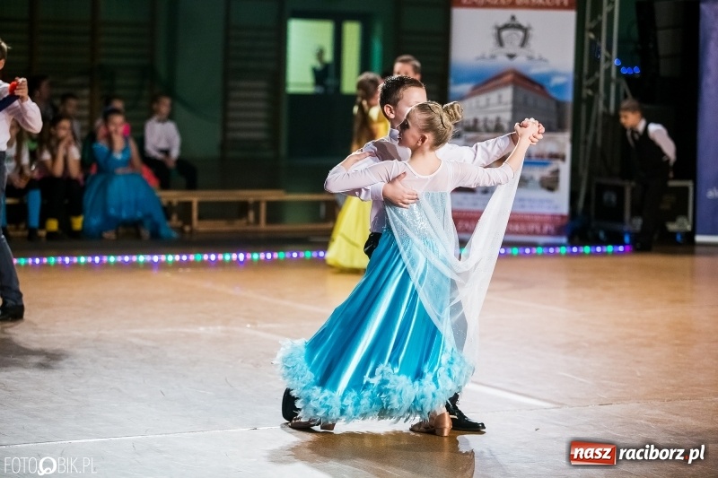Zdjęcie w galerii na portalu naszraciborz.pl: Dziecięca Rewia Tańca w Arenie Rafako wiadomości z regionu
