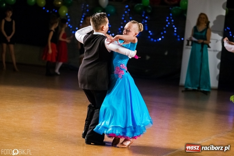 Zdjęcie w galerii na portalu naszraciborz.pl: Dziecięca Rewia Tańca w Arenie Rafako wiadomości z regionu