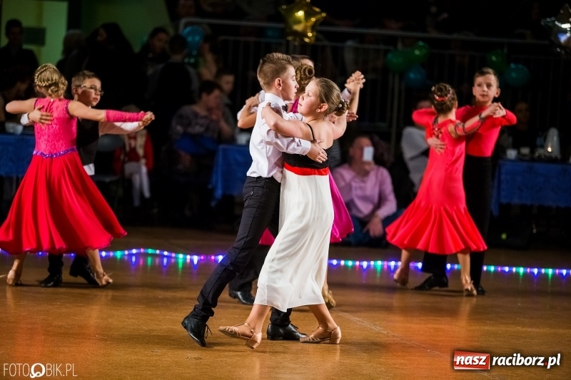Zdjęcie w galerii na portalu naszraciborz.pl: Dziecięca Rewia Tańca w Arenie Rafako wiadomości z regionu