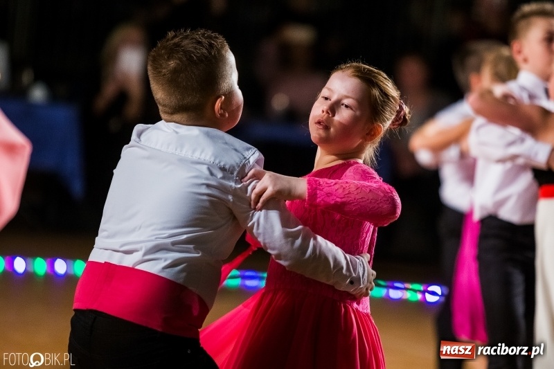 Zdjęcie w galerii na portalu naszraciborz.pl: Dziecięca Rewia Tańca w Arenie Rafako wiadomości z regionu
