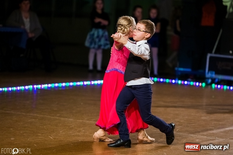 Zdjęcie w galerii na portalu naszraciborz.pl: Dziecięca Rewia Tańca w Arenie Rafako wiadomości z regionu