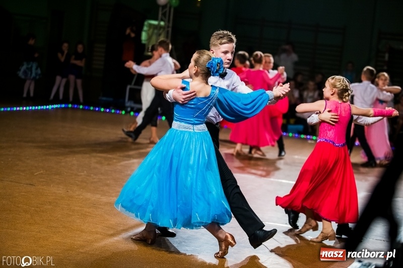 Zdjęcie w galerii na portalu naszraciborz.pl: Dziecięca Rewia Tańca w Arenie Rafako wiadomości z regionu