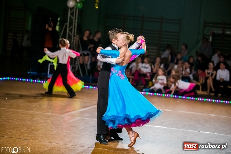 Zdjęcie w galerii na portalu naszraciborz.pl: Dziecięca Rewia Tańca w Arenie Rafako wiadomości z regionu
