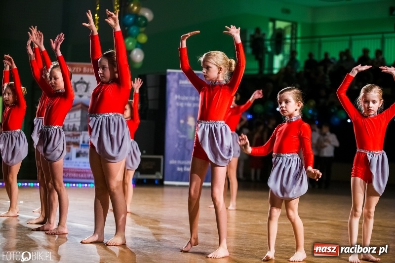 Zdjęcie w galerii na portalu naszraciborz.pl: Dziecięca Rewia Tańca w Arenie Rafako wiadomości z regionu