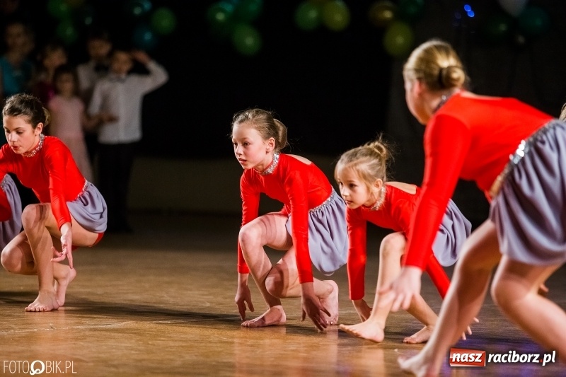 Zdjęcie w galerii na portalu naszraciborz.pl: Dziecięca Rewia Tańca w Arenie Rafako wiadomości z regionu