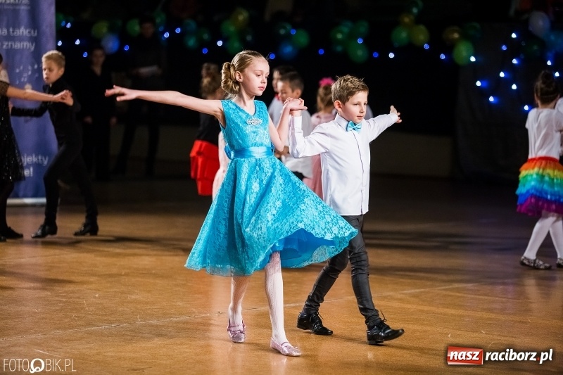 Zdjęcie w galerii na portalu naszraciborz.pl: Dziecięca Rewia Tańca w Arenie Rafako wiadomości z regionu