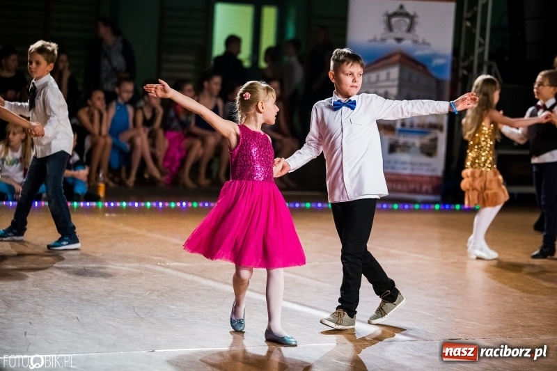 Zdjęcie w galerii na portalu naszraciborz.pl: Dziecięca Rewia Tańca w Arenie Rafako wiadomości z regionu