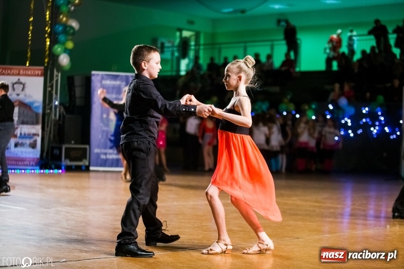 Zdjęcie w galerii na portalu naszraciborz.pl: Dziecięca Rewia Tańca w Arenie Rafako wiadomości z regionu