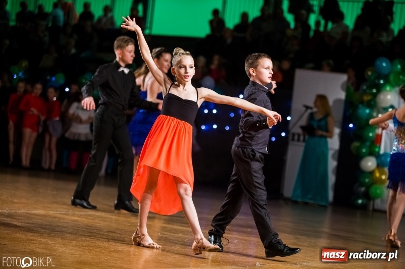 Zdjęcie w galerii na portalu naszraciborz.pl: Dziecięca Rewia Tańca w Arenie Rafako wiadomości z regionu