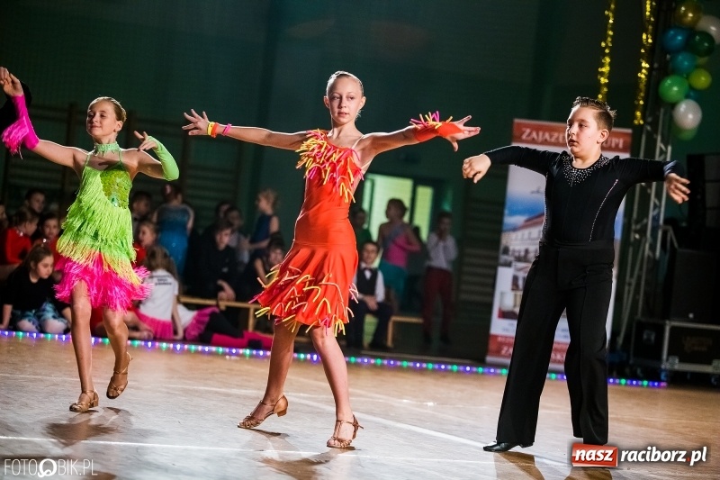 Zdjęcie w galerii na portalu naszraciborz.pl: Dziecięca Rewia Tańca w Arenie Rafako wiadomości z regionu