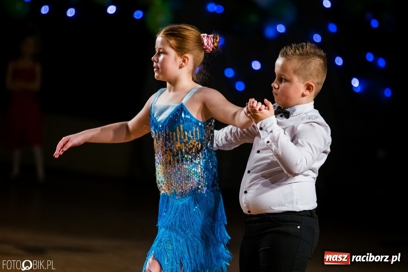 Zdjęcie w galerii na portalu naszraciborz.pl: Dziecięca Rewia Tańca w Arenie Rafako wiadomości z regionu