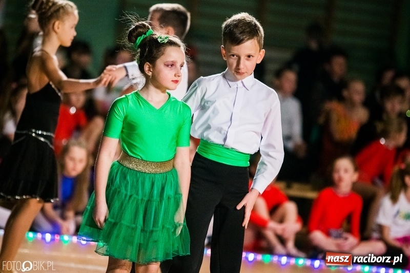 Zdjęcie w galerii na portalu naszraciborz.pl: Dziecięca Rewia Tańca w Arenie Rafako wiadomości z regionu