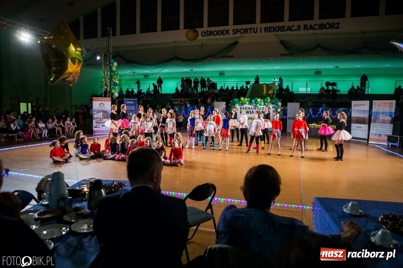 Zdjęcie w galerii na portalu naszraciborz.pl: Dziecięca Rewia Tańca w Arenie Rafako wiadomości z regionu