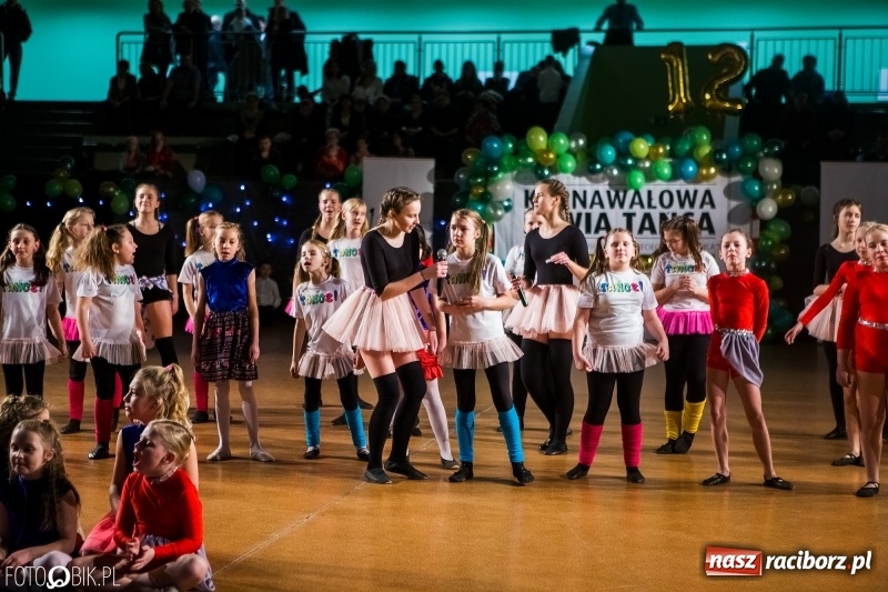 Zdjęcie w galerii na portalu naszraciborz.pl: Dziecięca Rewia Tańca w Arenie Rafako wiadomości z regionu