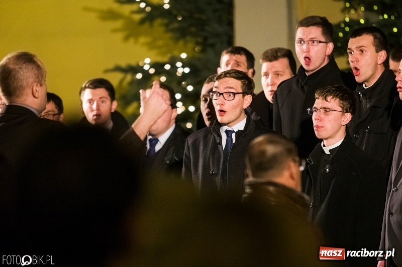Zdjęcie w galerii na portalu naszraciborz.pl: Koncert kolęd w wykonaniu chóru kleryków WSD w Opolu wiadomości z regionu