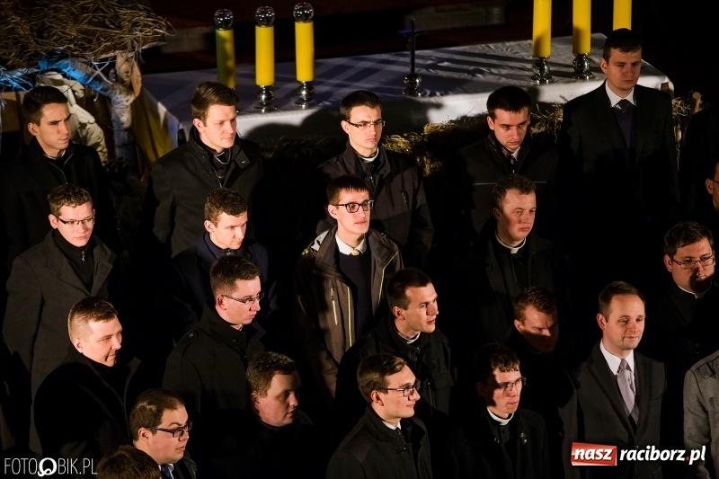 Zdjęcie w galerii na portalu naszraciborz.pl: Koncert kolęd w wykonaniu chóru kleryków WSD w Opolu wiadomości z regionu