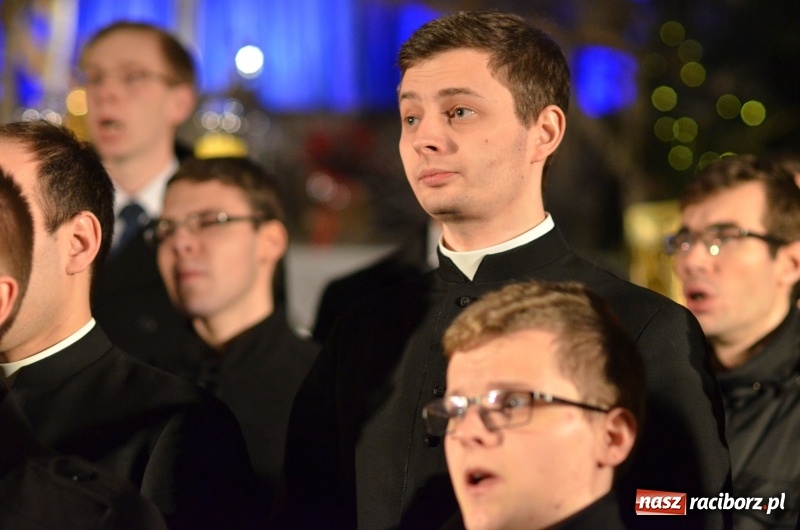 Zdjęcie w galerii na portalu naszraciborz.pl: Koncert kolęd w wykonaniu chóru kleryków WSD w Opolu wiadomości z regionu