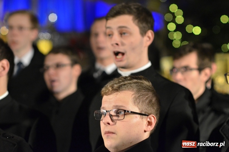 Zdjęcie w galerii na portalu naszraciborz.pl: Koncert kolęd w wykonaniu chóru kleryków WSD w Opolu wiadomości z regionu