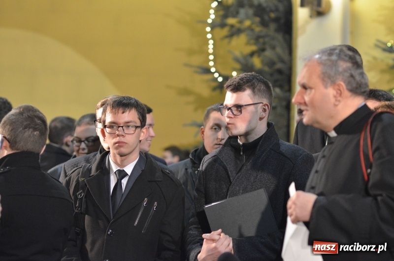 Zdjęcie w galerii na portalu naszraciborz.pl: Koncert kolęd w wykonaniu chóru kleryków WSD w Opolu wiadomości z regionu