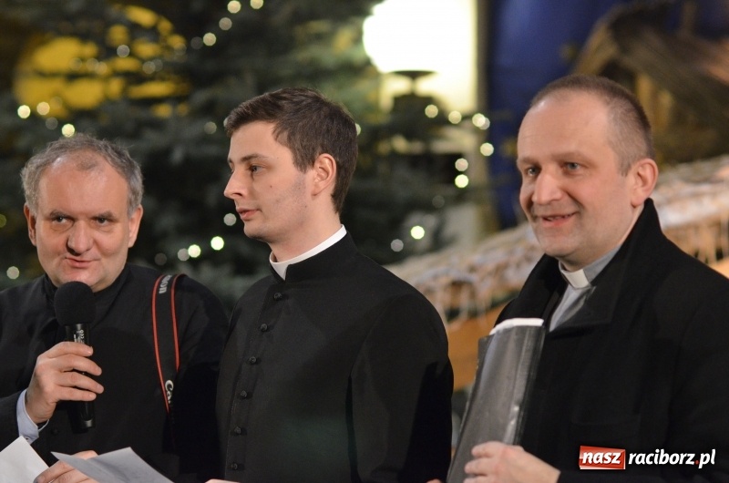 Zdjęcie w galerii na portalu naszraciborz.pl: Koncert kolęd w wykonaniu chóru kleryków WSD w Opolu wiadomości z regionu
