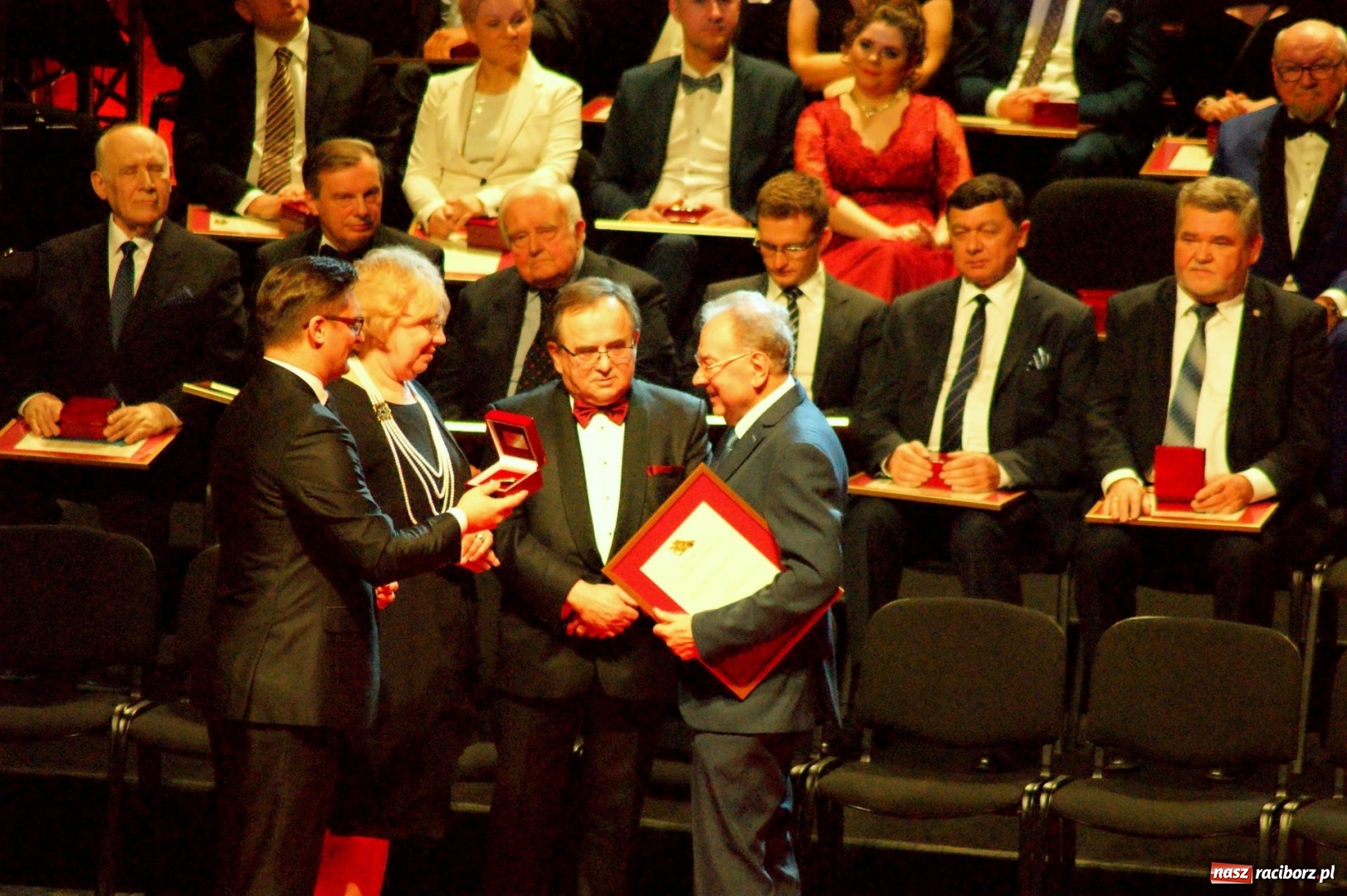 Zdjęcie w galerii na portalu naszraciborz.pl: Raciborska Izba Gospodarcza otrzymała platynowy Laur Umiejętności i Kompetencji wiadomości z regionu