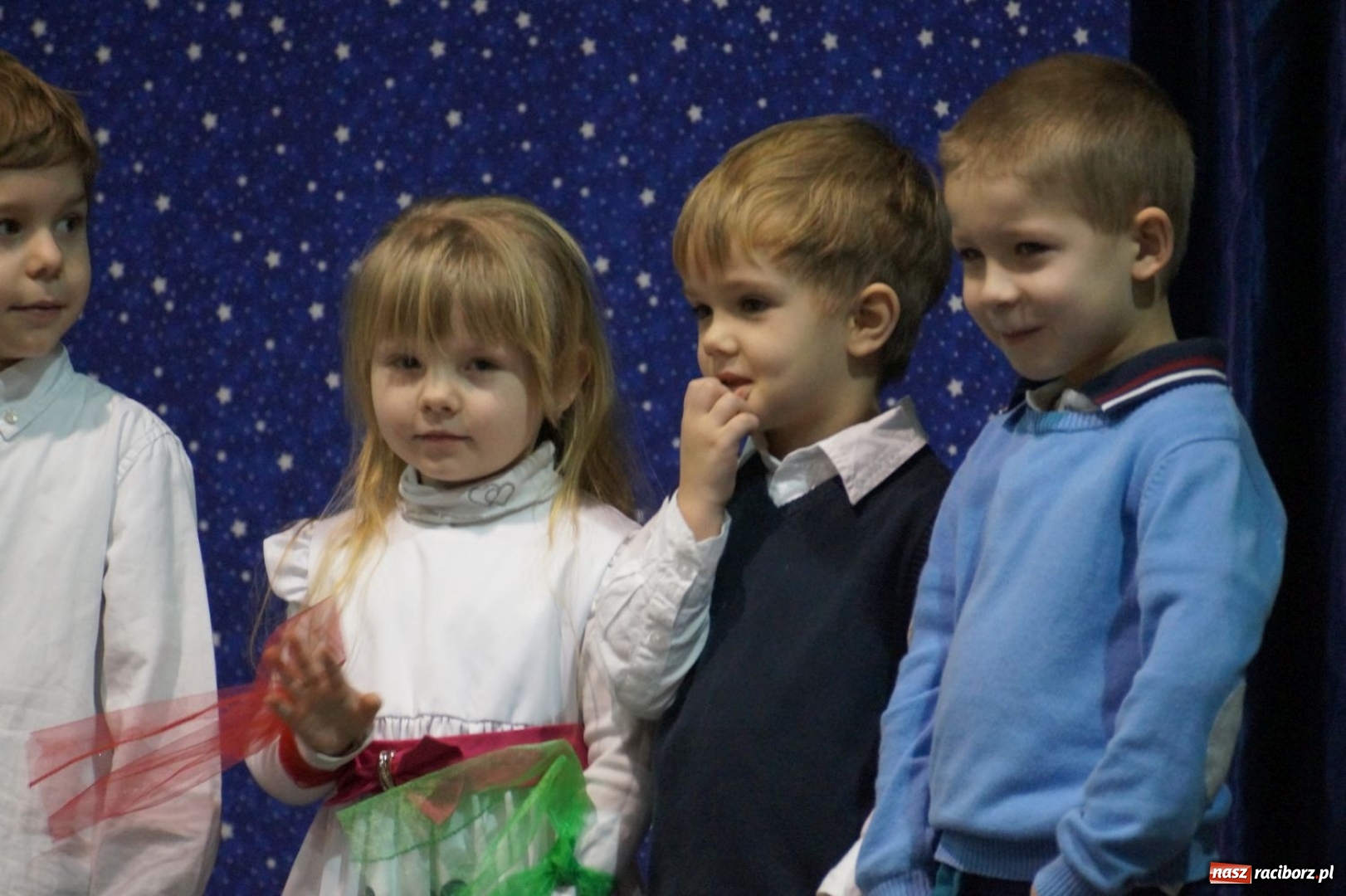 Zdjęcie w galerii na portalu naszraciborz.pl: Dzień Babci i Dziadka w Nędzy z pompą. Bogaty program dla dziadków wiadomości z regionu