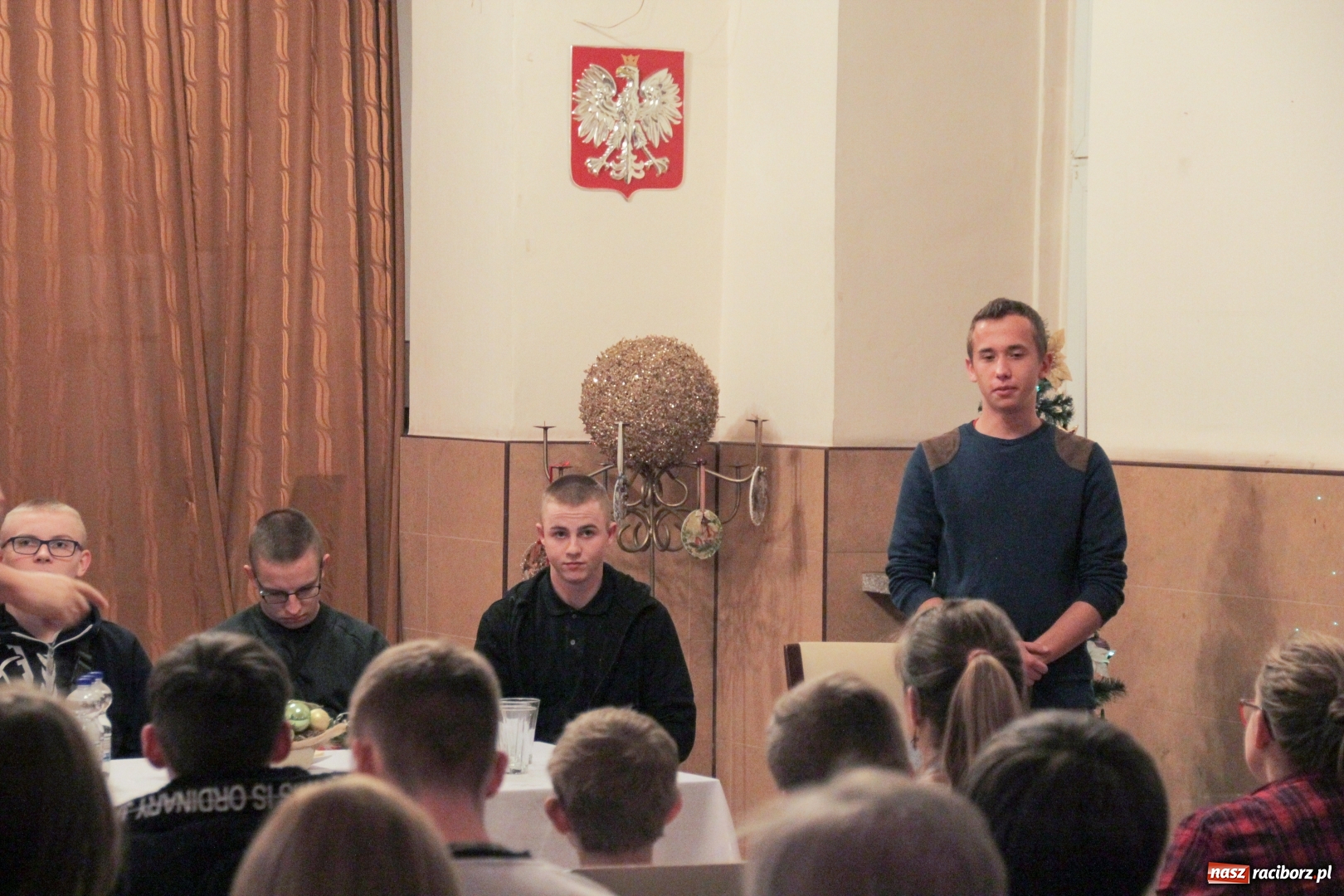 Zdjęcie w galerii na portalu naszraciborz.pl: Wychowankowie MOW z Kuźni spotkali się z uczniami Ośrodka dla Niesłyszących wiadomości z regionu