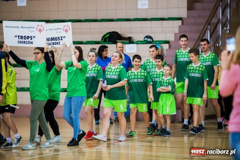 Zdjęcie w galerii na portalu naszraciborz.pl: XVI Śląski Turniej Badmintona w Rudniku wiadomości z regionu