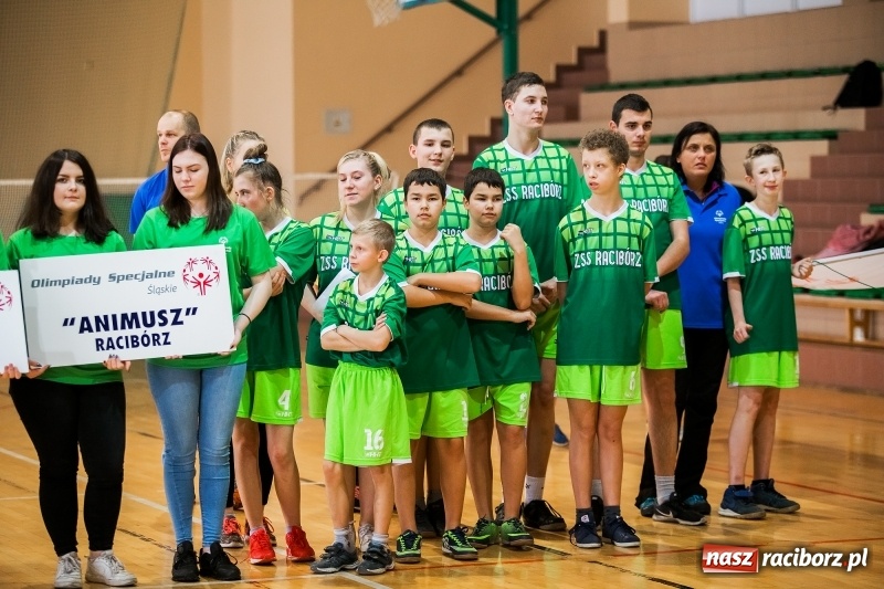 Zdjęcie w galerii na portalu naszraciborz.pl: XVI Śląski Turniej Badmintona w Rudniku wiadomości z regionu