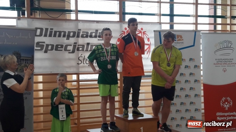 Zdjęcie w galerii na portalu naszraciborz.pl: XVI Śląski Turniej Badmintona w Rudniku wiadomości z regionu