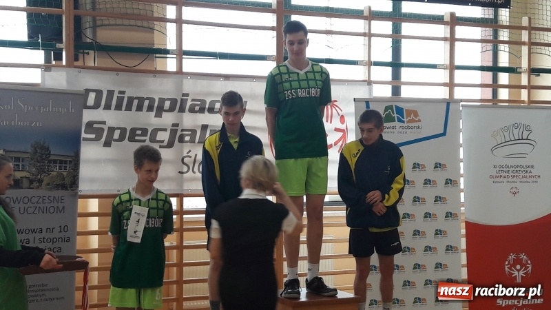 Zdjęcie w galerii na portalu naszraciborz.pl: XVI Śląski Turniej Badmintona w Rudniku wiadomości z regionu