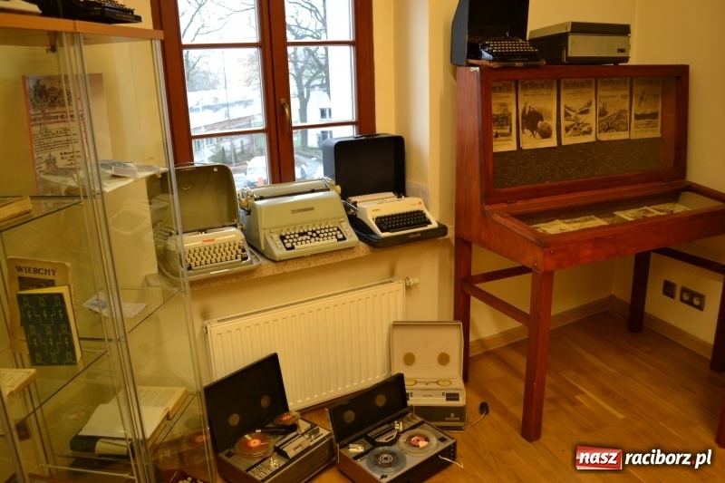 Zdjęcie w galerii na portalu naszraciborz.pl: Skarby ziemi raciborskiej - Zamek Piastowski zaprasza do zwiedzania nowej wystawy wiadomości z regionu