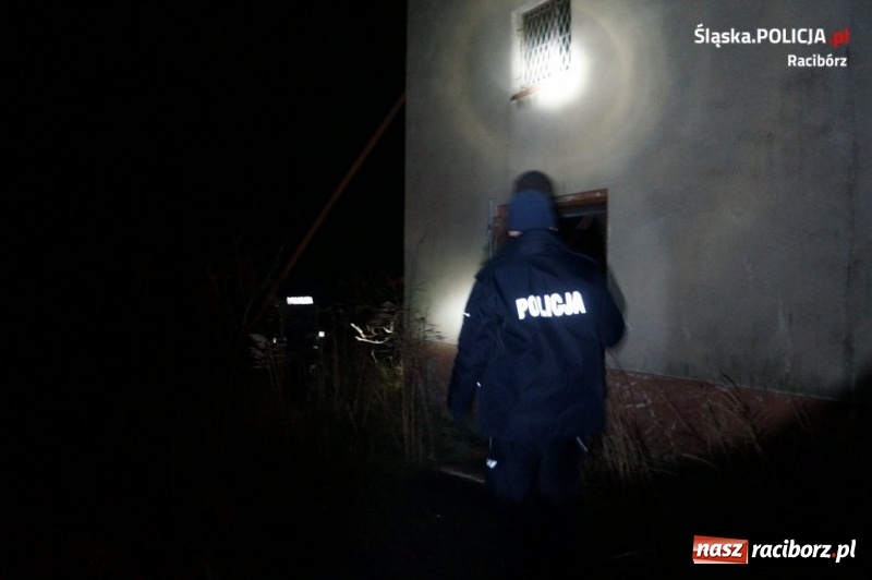 Zdjęcie w galerii na portalu naszraciborz.pl: Raciborscy policjanci skontrolowali pustostany wiadomości z regionu