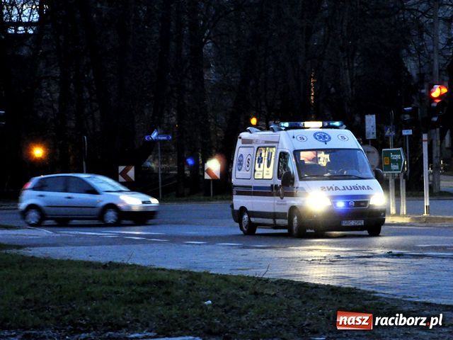 Zdjęcie w galerii na portalu naszraciborz.pl: Nietrzeźwy leżał na pasach wiadomości z regionu
