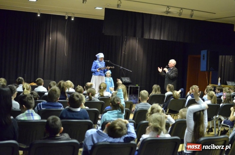 Zdjęcie w galerii na portalu naszraciborz.pl: Z góralskim przytupem w RCK wiadomości z regionu