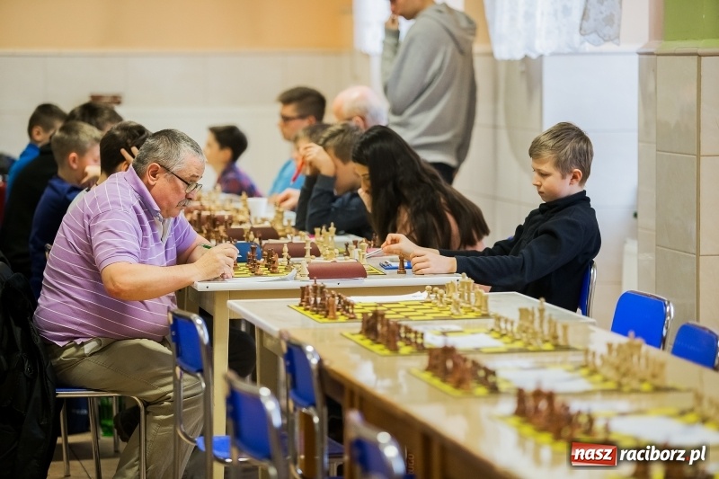 Zdjęcie w galerii na portalu naszraciborz.pl: XVIII Międzynarodowy Turniej Szachowy o Puchar Prezydenta wiadomości z regionu