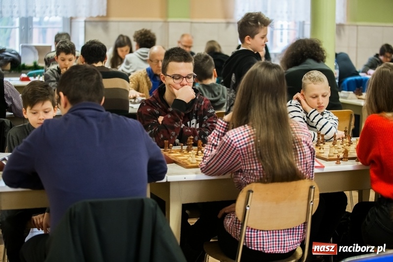 Zdjęcie w galerii na portalu naszraciborz.pl: XVIII Międzynarodowy Turniej Szachowy o Puchar Prezydenta wiadomości z regionu