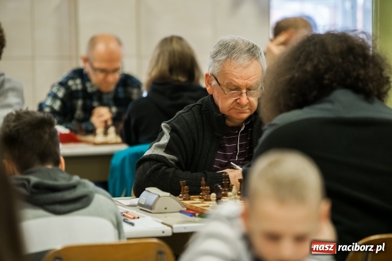 Zdjęcie w galerii na portalu naszraciborz.pl: XVIII Międzynarodowy Turniej Szachowy o Puchar Prezydenta wiadomości z regionu