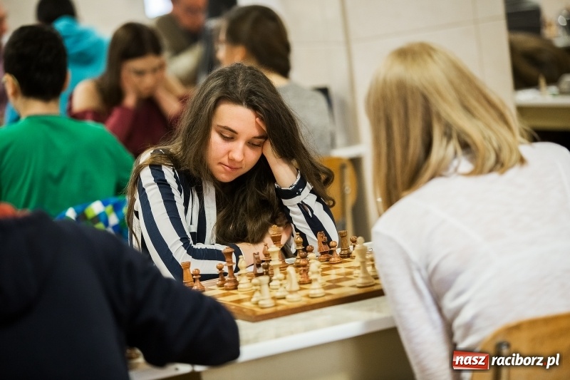 Zdjęcie w galerii na portalu naszraciborz.pl: XVIII Międzynarodowy Turniej Szachowy o Puchar Prezydenta wiadomości z regionu
