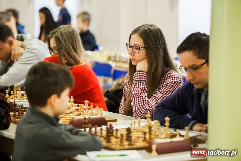 Zdjęcie w galerii na portalu naszraciborz.pl: XVIII Międzynarodowy Turniej Szachowy o Puchar Prezydenta wiadomości z regionu