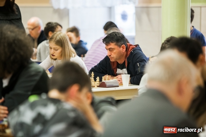 Zdjęcie w galerii na portalu naszraciborz.pl: XVIII Międzynarodowy Turniej Szachowy o Puchar Prezydenta wiadomości z regionu