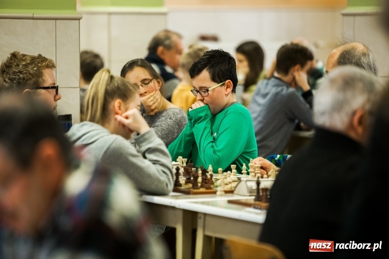 Zdjęcie w galerii na portalu naszraciborz.pl: XVIII Międzynarodowy Turniej Szachowy o Puchar Prezydenta wiadomości z regionu
