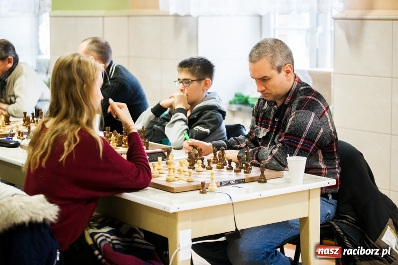 Zdjęcie w galerii na portalu naszraciborz.pl: XVIII Międzynarodowy Turniej Szachowy o Puchar Prezydenta wiadomości z regionu