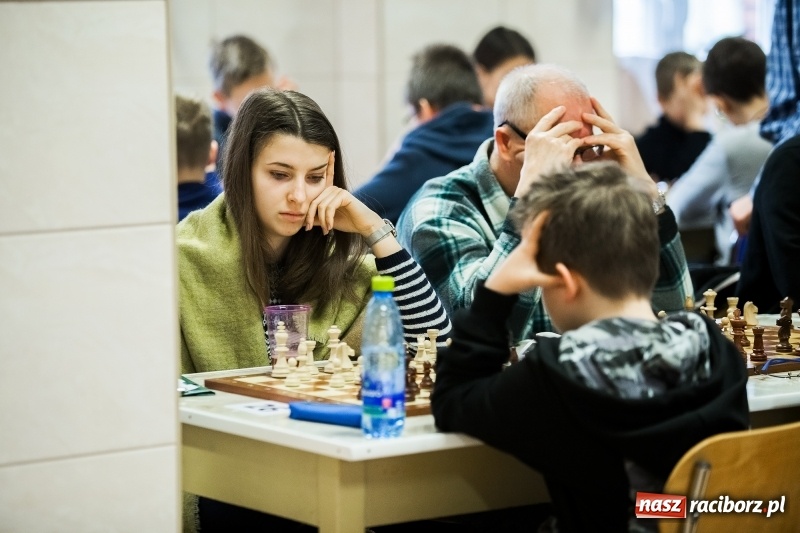 Zdjęcie w galerii na portalu naszraciborz.pl: XVIII Międzynarodowy Turniej Szachowy o Puchar Prezydenta wiadomości z regionu