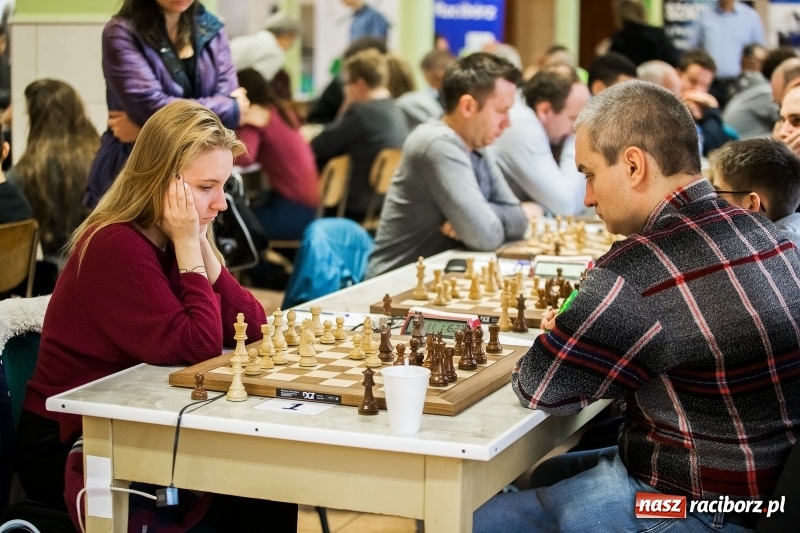 Zdjęcie w galerii na portalu naszraciborz.pl: XVIII Międzynarodowy Turniej Szachowy o Puchar Prezydenta wiadomości z regionu