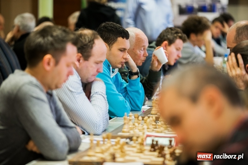 Zdjęcie w galerii na portalu naszraciborz.pl: XVIII Międzynarodowy Turniej Szachowy o Puchar Prezydenta wiadomości z regionu