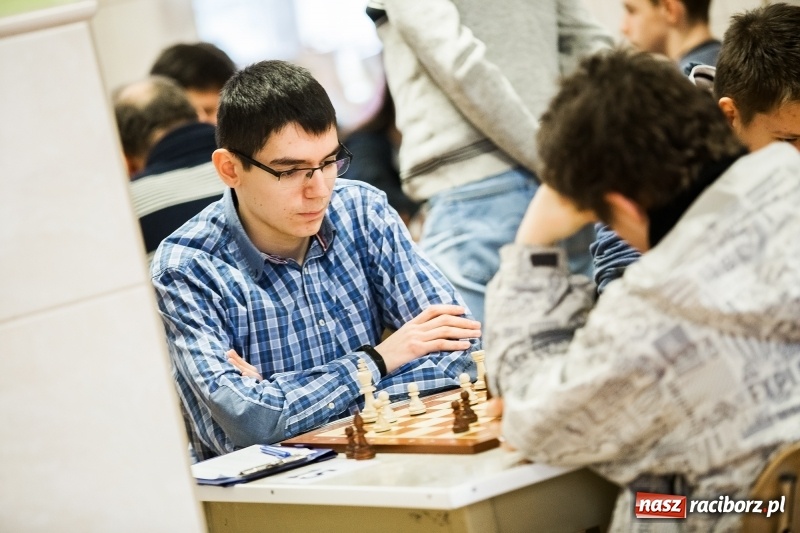 Zdjęcie w galerii na portalu naszraciborz.pl: XVIII Międzynarodowy Turniej Szachowy o Puchar Prezydenta wiadomości z regionu