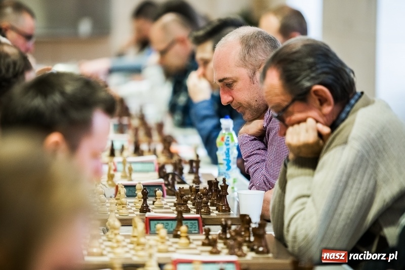 Zdjęcie w galerii na portalu naszraciborz.pl: XVIII Międzynarodowy Turniej Szachowy o Puchar Prezydenta wiadomości z regionu