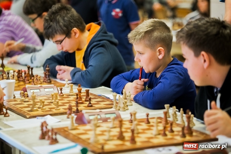 Zdjęcie w galerii na portalu naszraciborz.pl: XVIII Międzynarodowy Turniej Szachowy o Puchar Prezydenta wiadomości z regionu